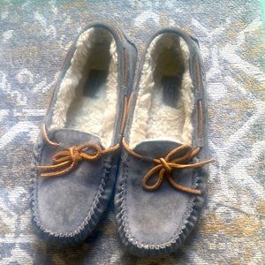 EUC Ugg Moccasins